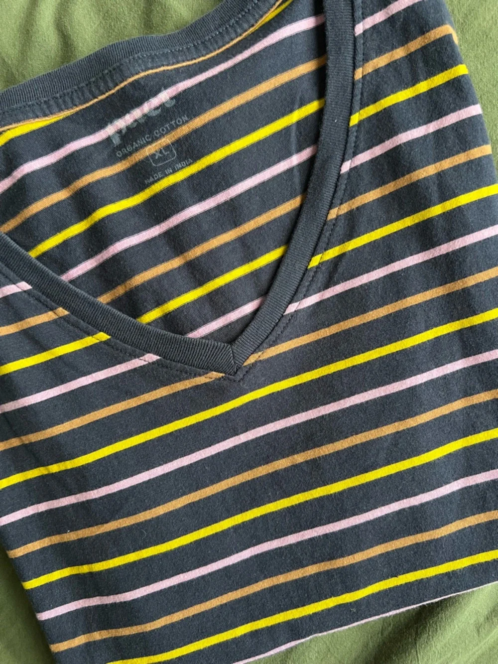 ‼️NWOT: Pact Organic Bold Striped Black T-Shirt - XL - Picture 2 of 2